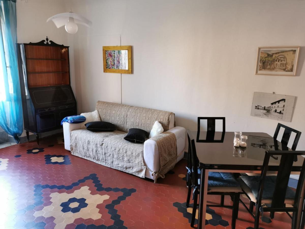 Ferienwohnung A Casa Di Alecarla Lerici Exterior foto